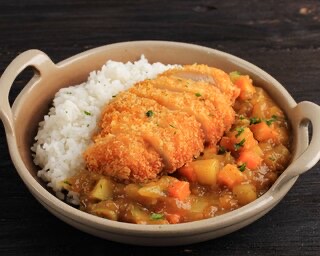 CHICKEN CURRY