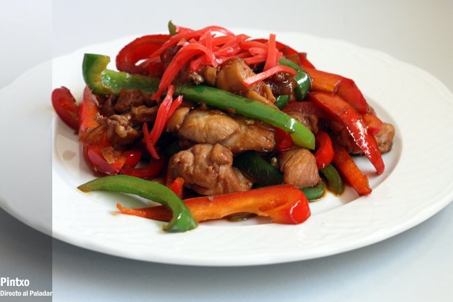POLLO CON CURRY 咖喱鸡肉
